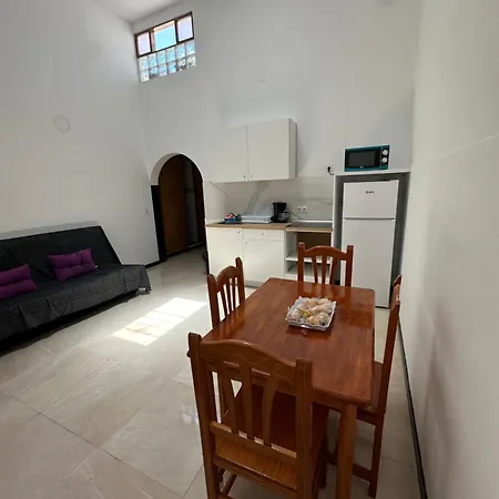 La Casa Rosada 2 Daire Arrecife (Lanzarote)